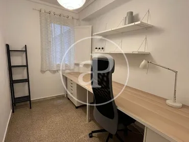 Piso en  Carrer de Lluís Oliag - Foto 11