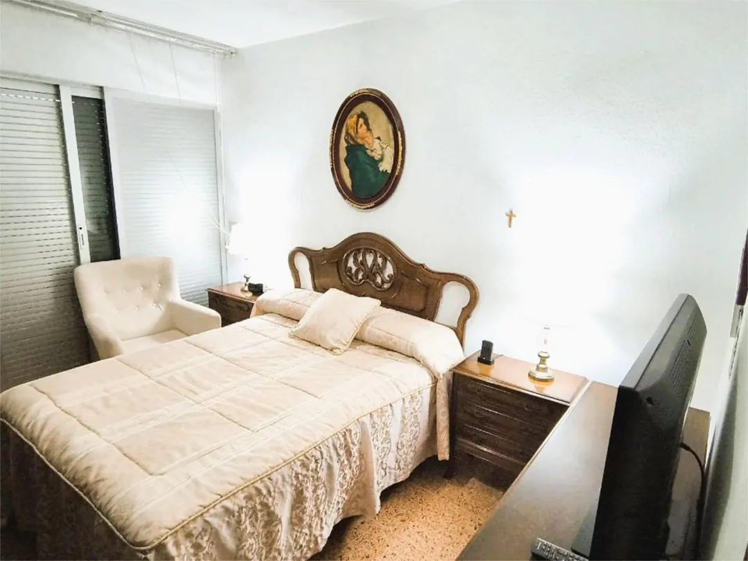 Piso en  Avenida de Benito Pérez Armas 4 - Foto 4