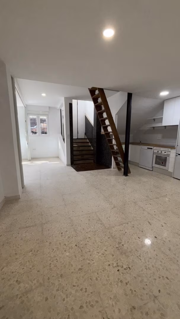 Piso en  Calle Agustín de la Oliva 10 - Foto 3