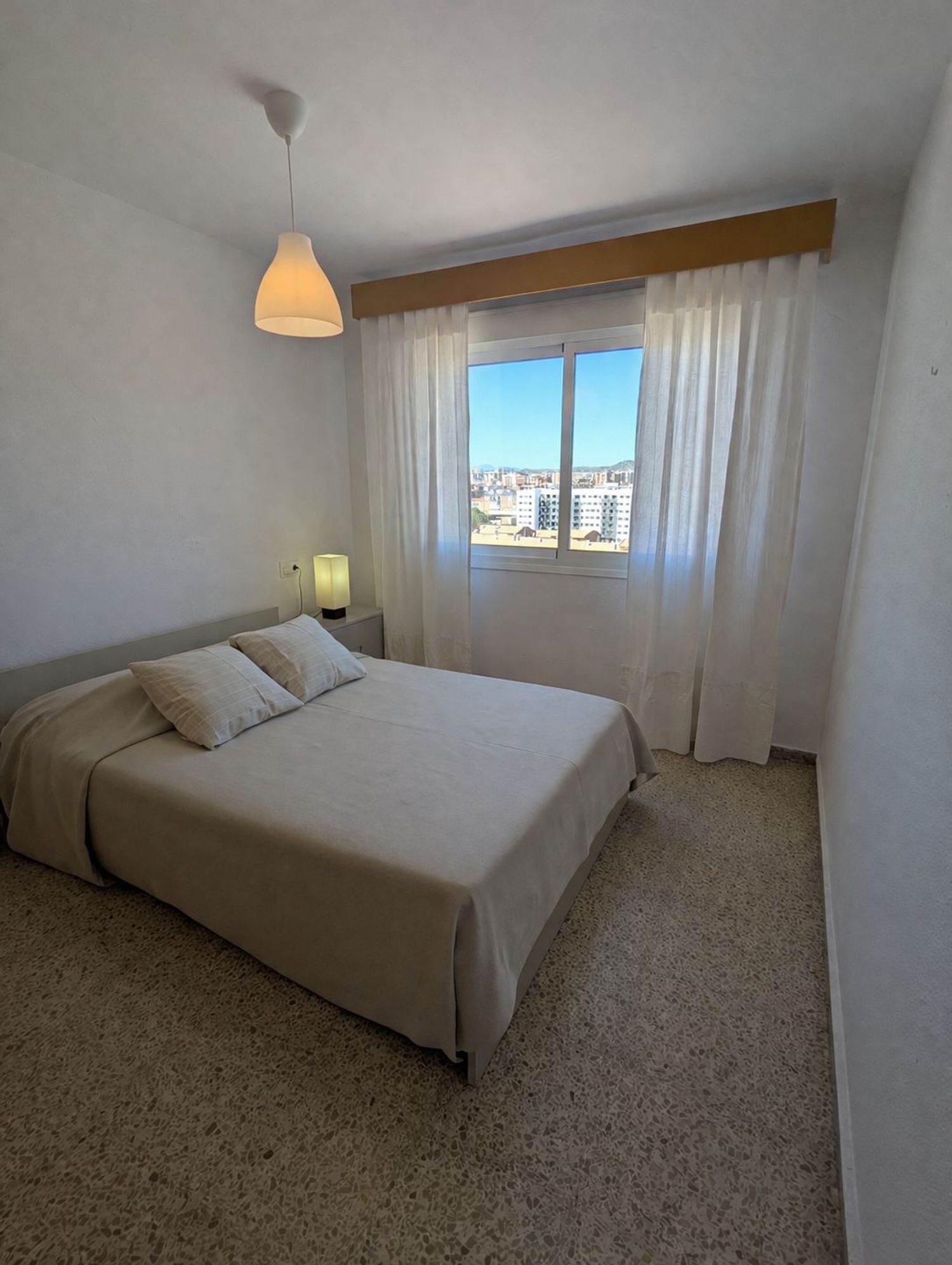 Piso en calle Héroe de Sostoa, 29 - Foto 2