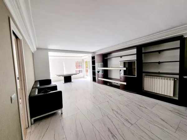 Piso en Sector de los Pueblos, 2