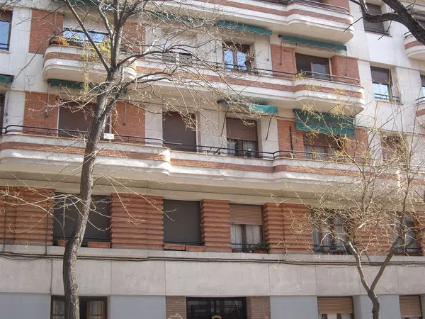 Piso en calle Vallehermoso, 60