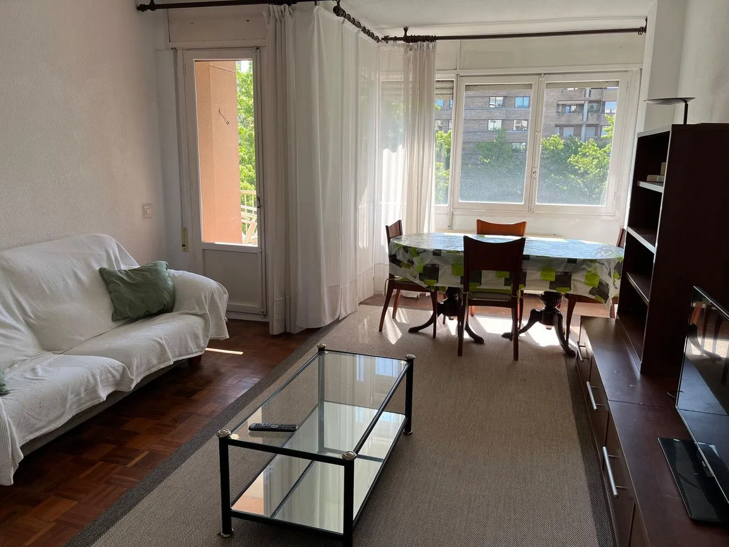 Piso en plaza Félix Huarte, 1 - Foto 1