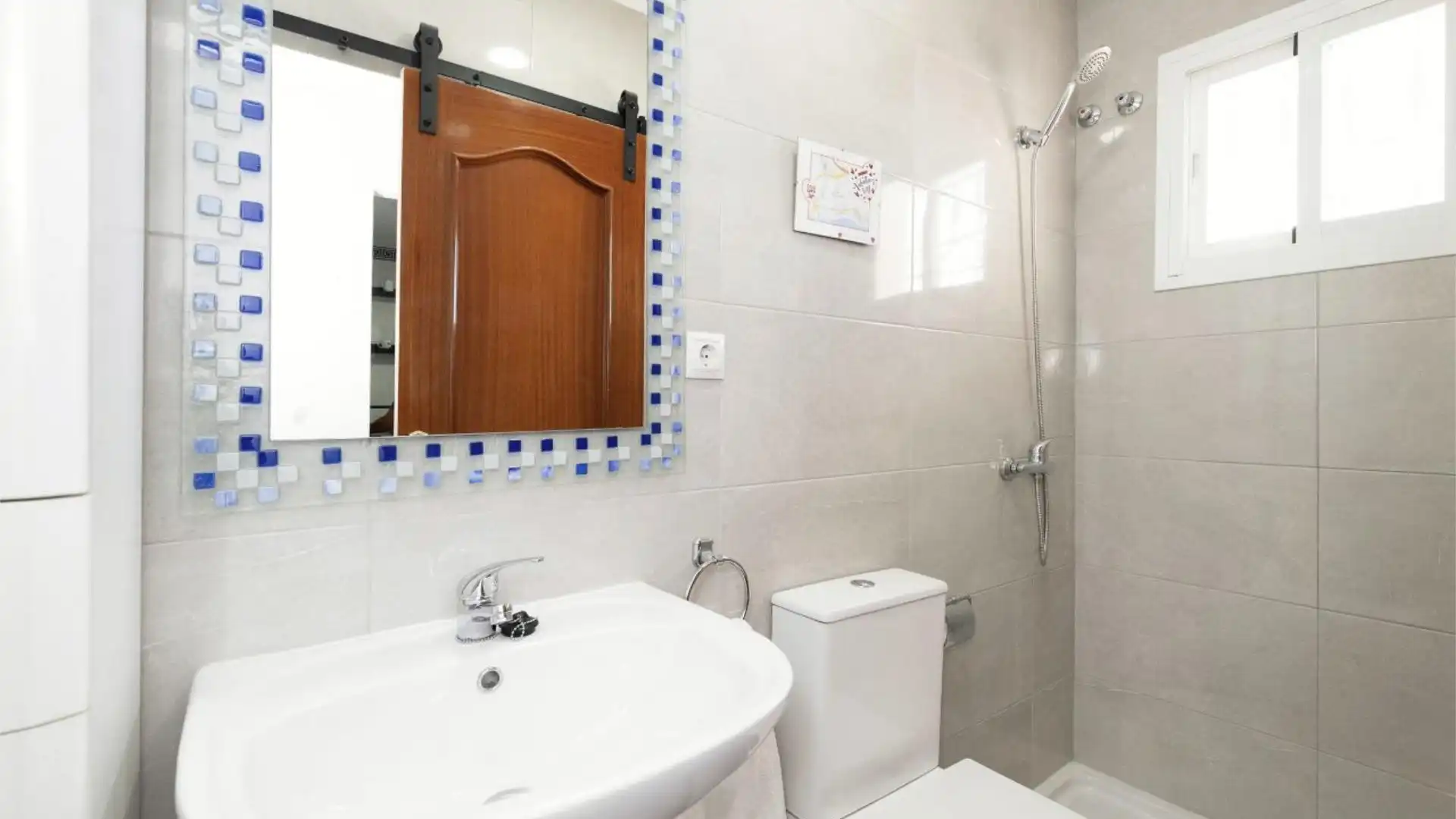 Casa adosada en  Calle Picadero 20 - Foto 9