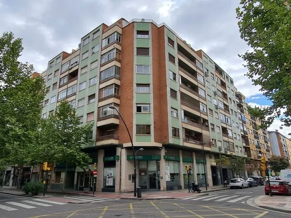Piso en Calle de Antonio Mompeón Motos, 1, Parque Delicias - La Bozada - Foto 1
