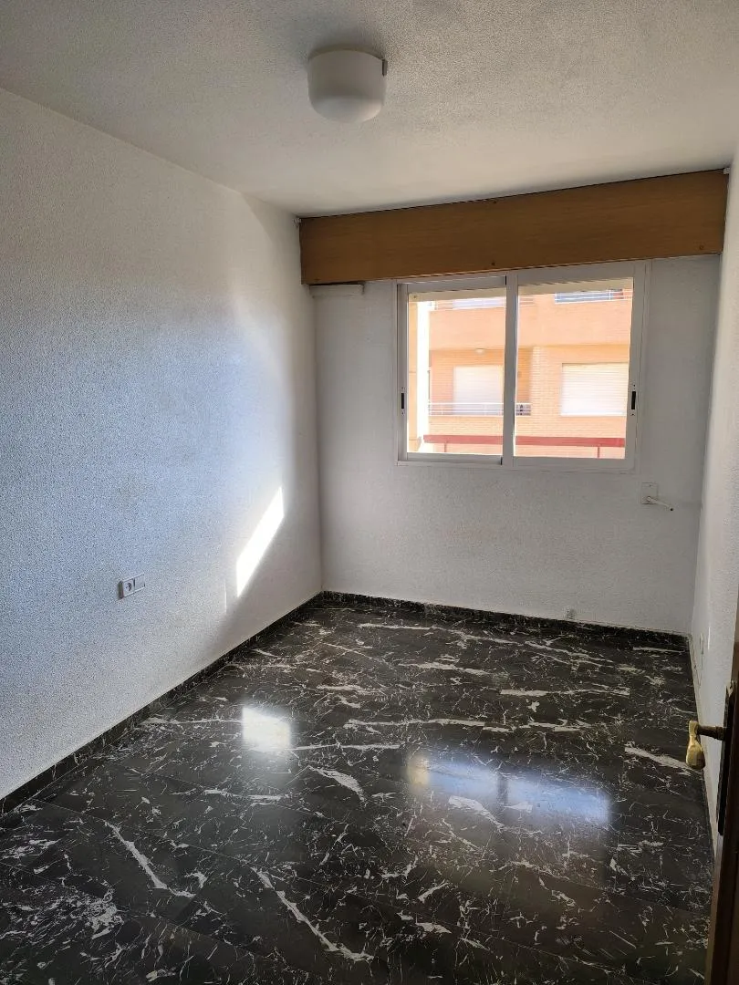 Piso en  Calle Historiador Juan Torres Fontes 13 - Foto 11