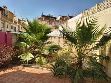 Casa adosada en  Avenida Sierra Nevada 4 - Foto 7