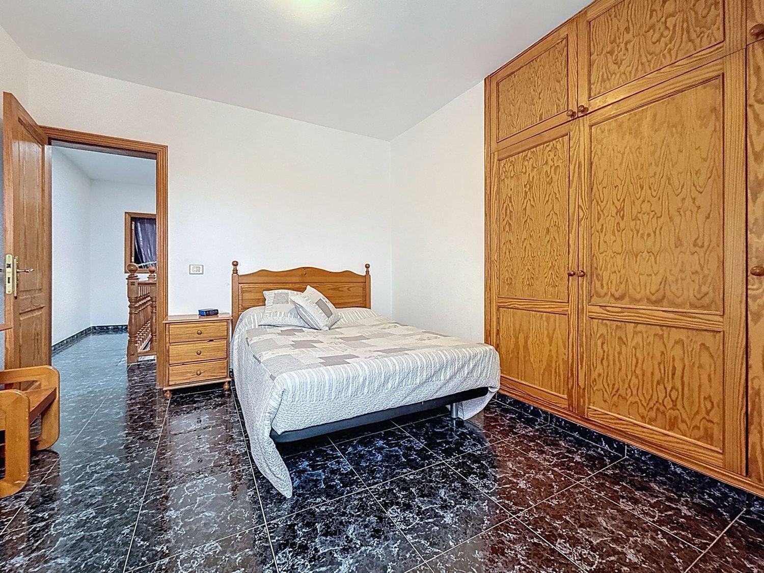 Chalet adosado en Juan Carlos I, 24 n - Foto 4