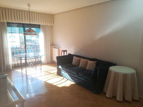 Piso en calle de Embajadores, 177