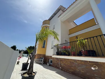 Chalet en  Calle Cortegana 8 - Foto 5