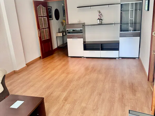 Piso en venta en Avenida Carlos V, 47 - Foto 5