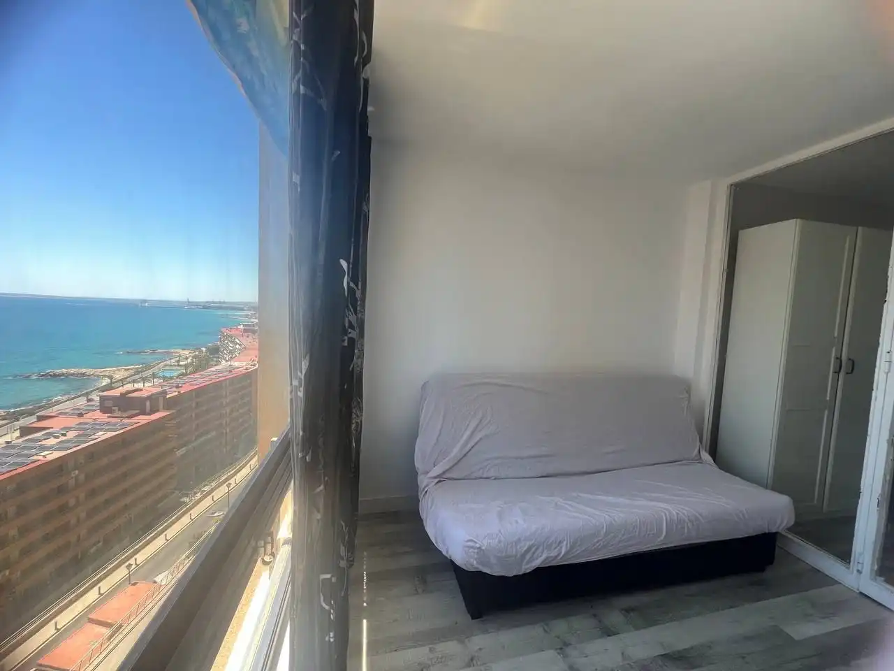 Piso en  Avenida de Villajoyosa 97 - Foto 7
