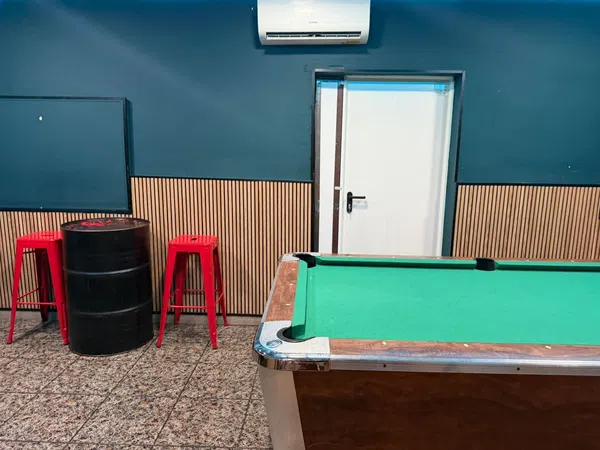 Bar de copas en traspaso en Calle de Diògenes - Foto 11