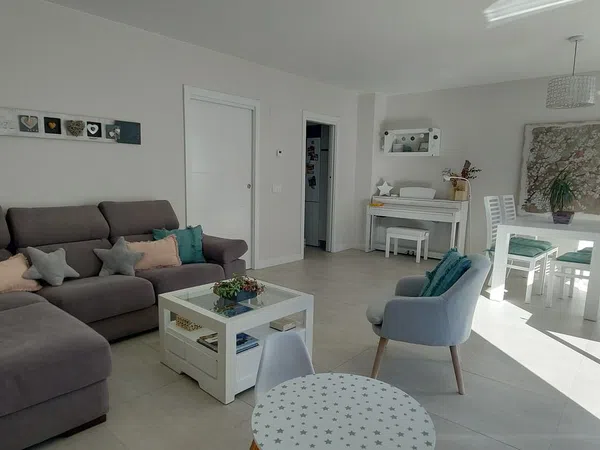 Chalet adosado en Avenida de la Armada Española, 13 - Foto 3