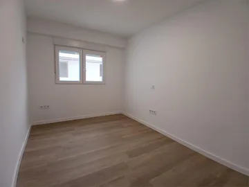 Piso en  Carrer de Ciril Amorós 28 - Foto 4