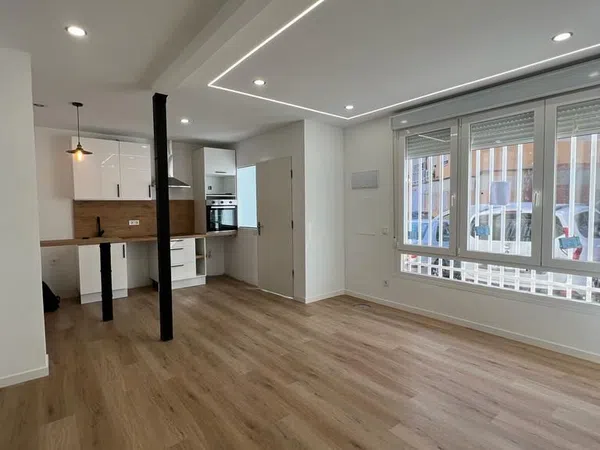 Piso en venta en Calle de las Mercedes, 5 - Foto 1