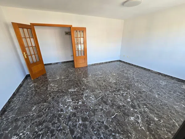 Piso en Avenida del Doctor Peset Aleixandre, Benicalap - Foto 5