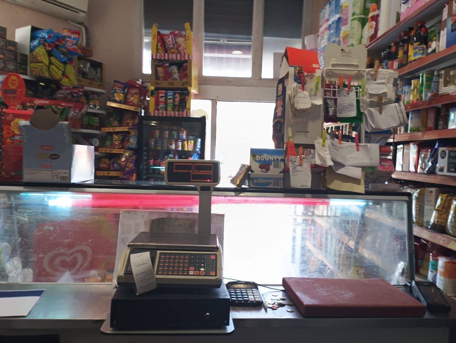 Local en Supermercado, tienda de alimentación en Calle d'Ausiàs Marc, Progrés-Pep Ventura - Foto 2
