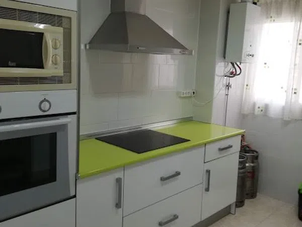 Piso en Calle Martínez de la Rosa - Foto 1