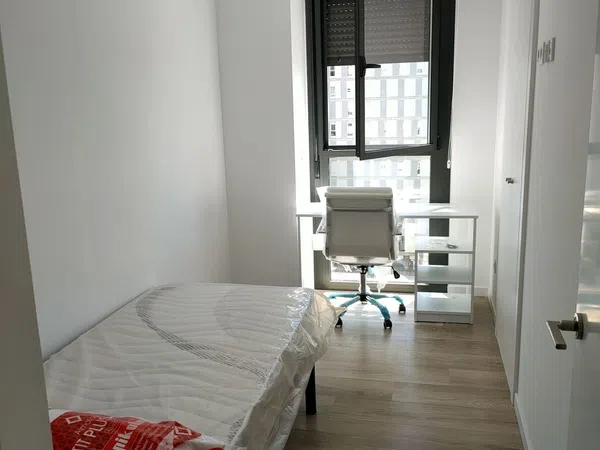 Piso en avenida de Fernando Abril Martorell, 28 - Foto 13