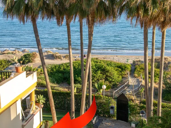 Piso en avenida Jardines de las Golondrinas s/n - Foto 4