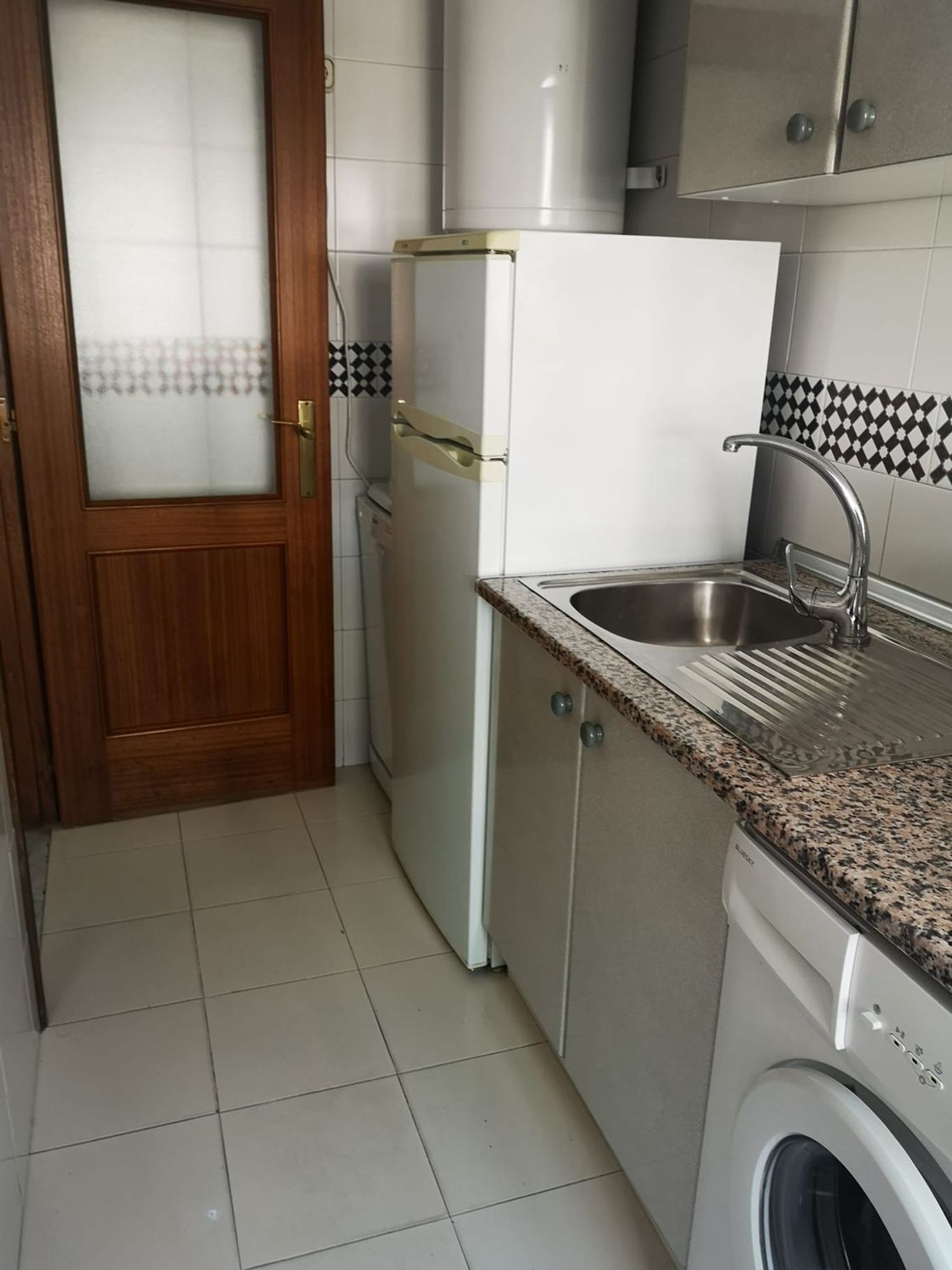 Piso en calle Vermondo Resta, 7 - Foto 3