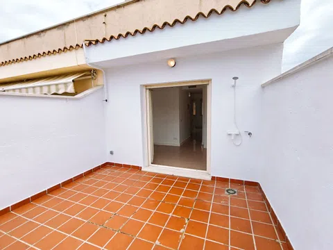Ático en calle de Eduardo Requenas, 33