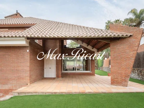 Casa o chalet independiente en Calle de Batista i Roca, La Miranda - Can Candeler - Foto 16