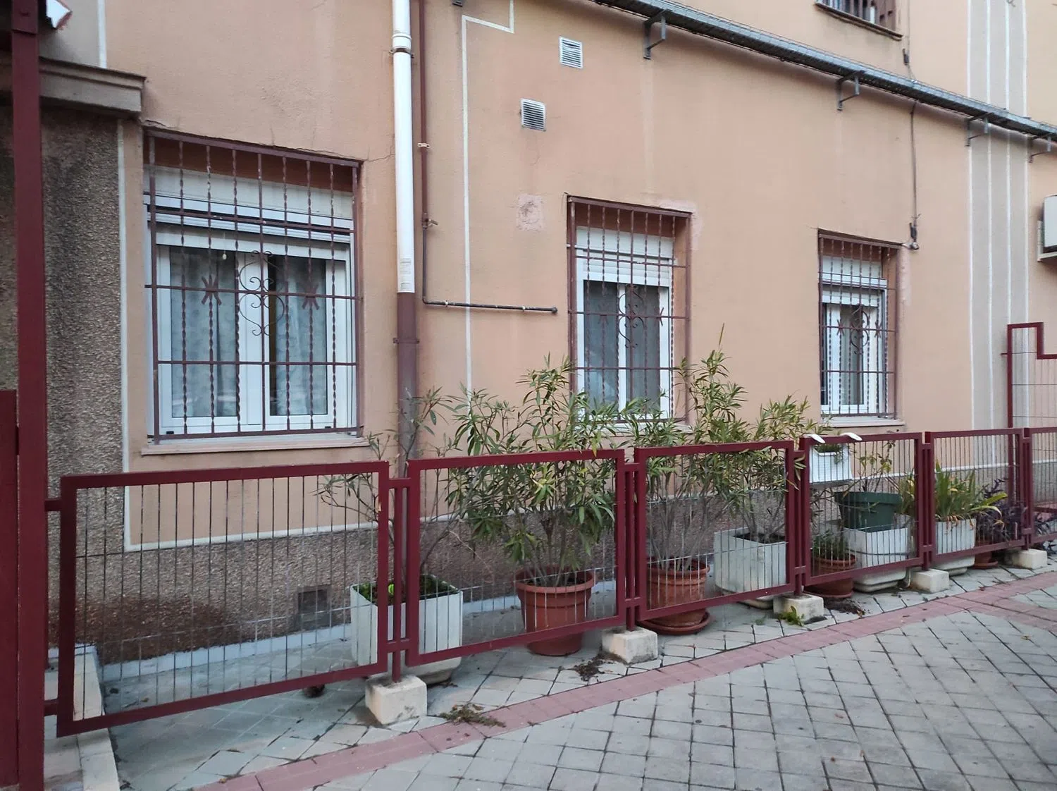 Piso en calle de Ernestina Manuel de Villena, 1 - Foto 1