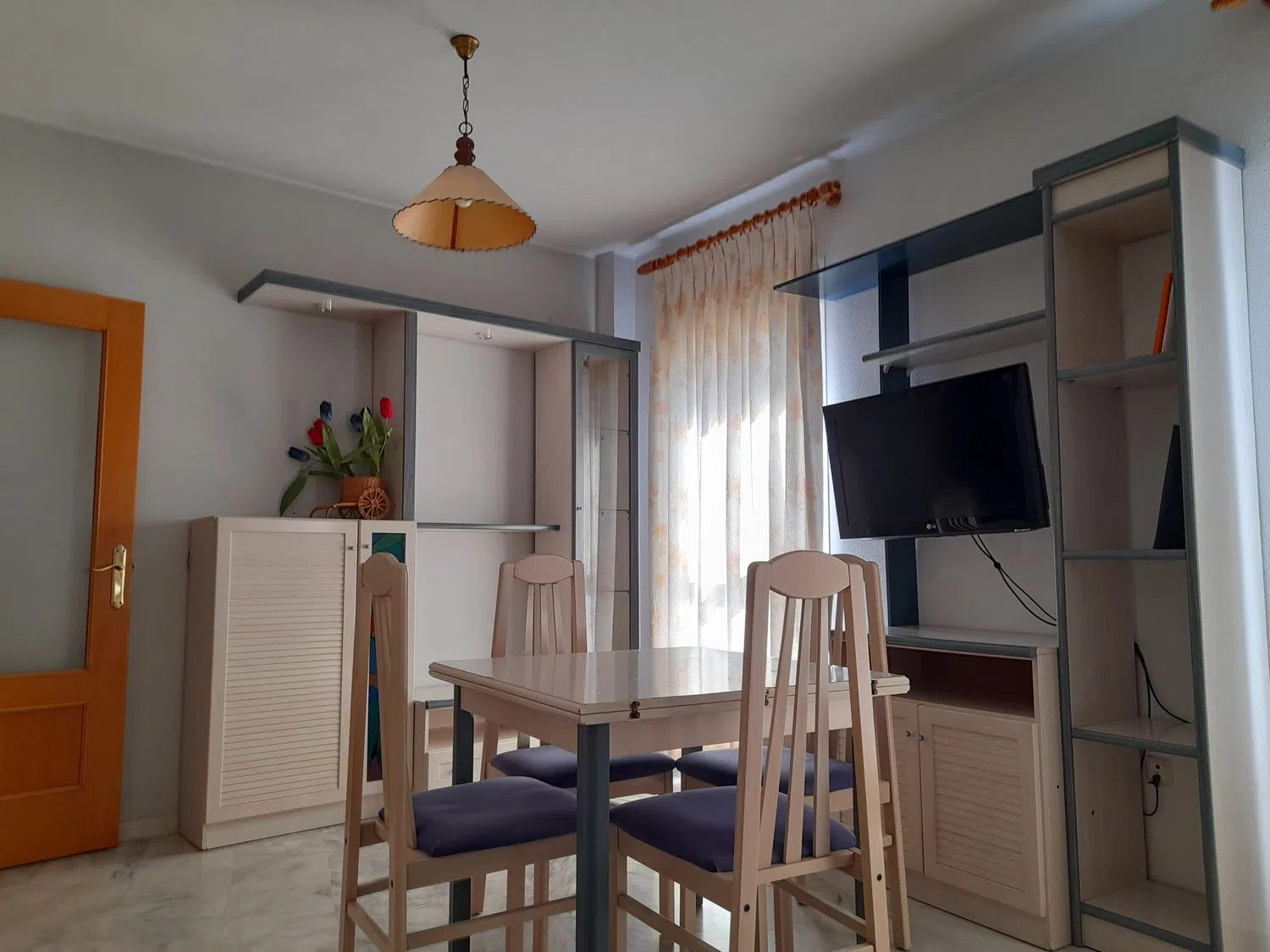 Piso en avenida de las Ciencias, 16 - Foto 1