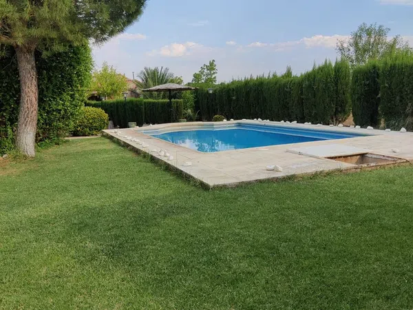 Casa o chalet independiente en Via Fernán Caballero s/n - Foto 1