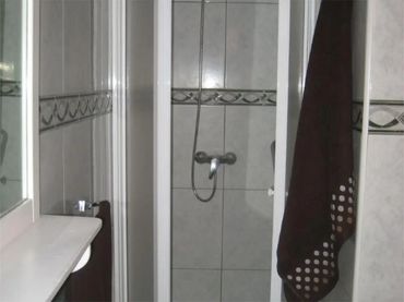 Estudio en  Calle Hermanos Fernández Perdigón 6 - Foto 8