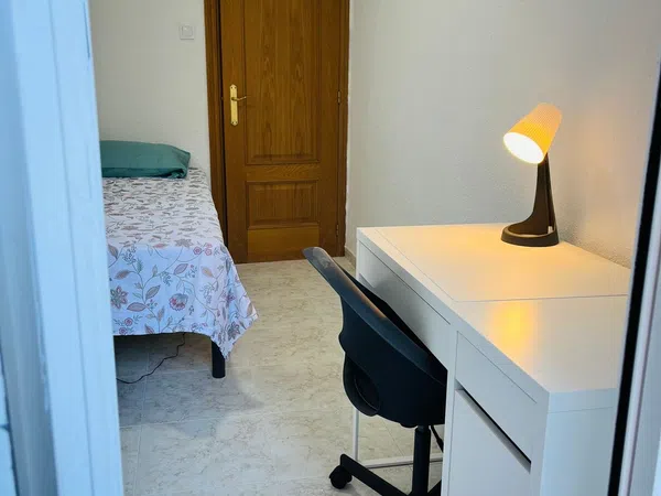 Piso en calle de Tirant lo Blanch, 25 - Foto 3