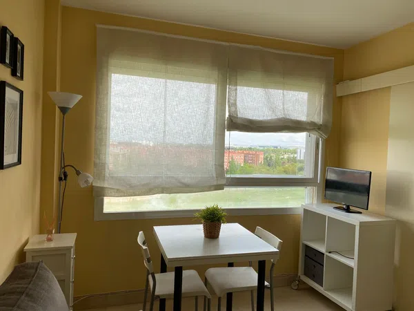 Estudio en avenida de Machupichu, 43