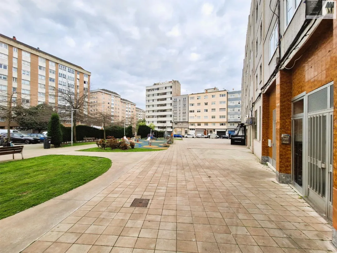 Piso en  Calle Monasterio de Cines 2 - Foto 5