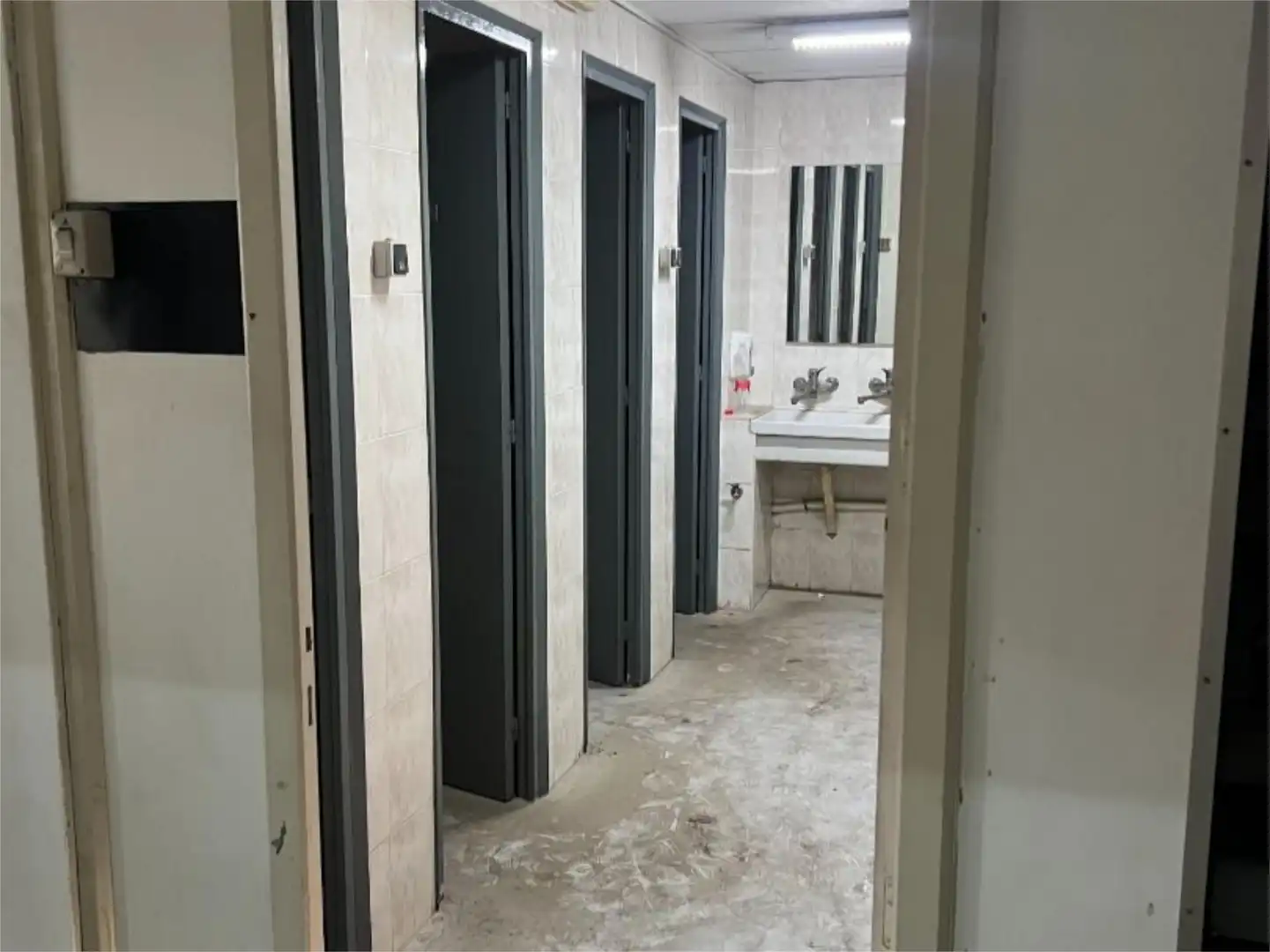 Local comercial en  Carrer de Marià Aguiló 2 - Foto 8