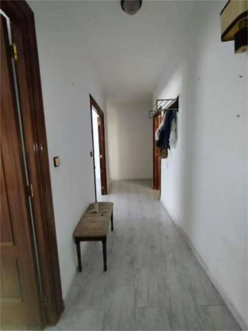 Piso en Zona ayuntamiento - Foto 2