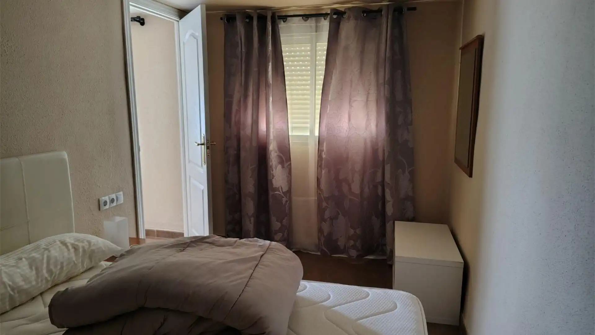 Piso en  Carrer del Monestir de Poblet 6 - Foto 5