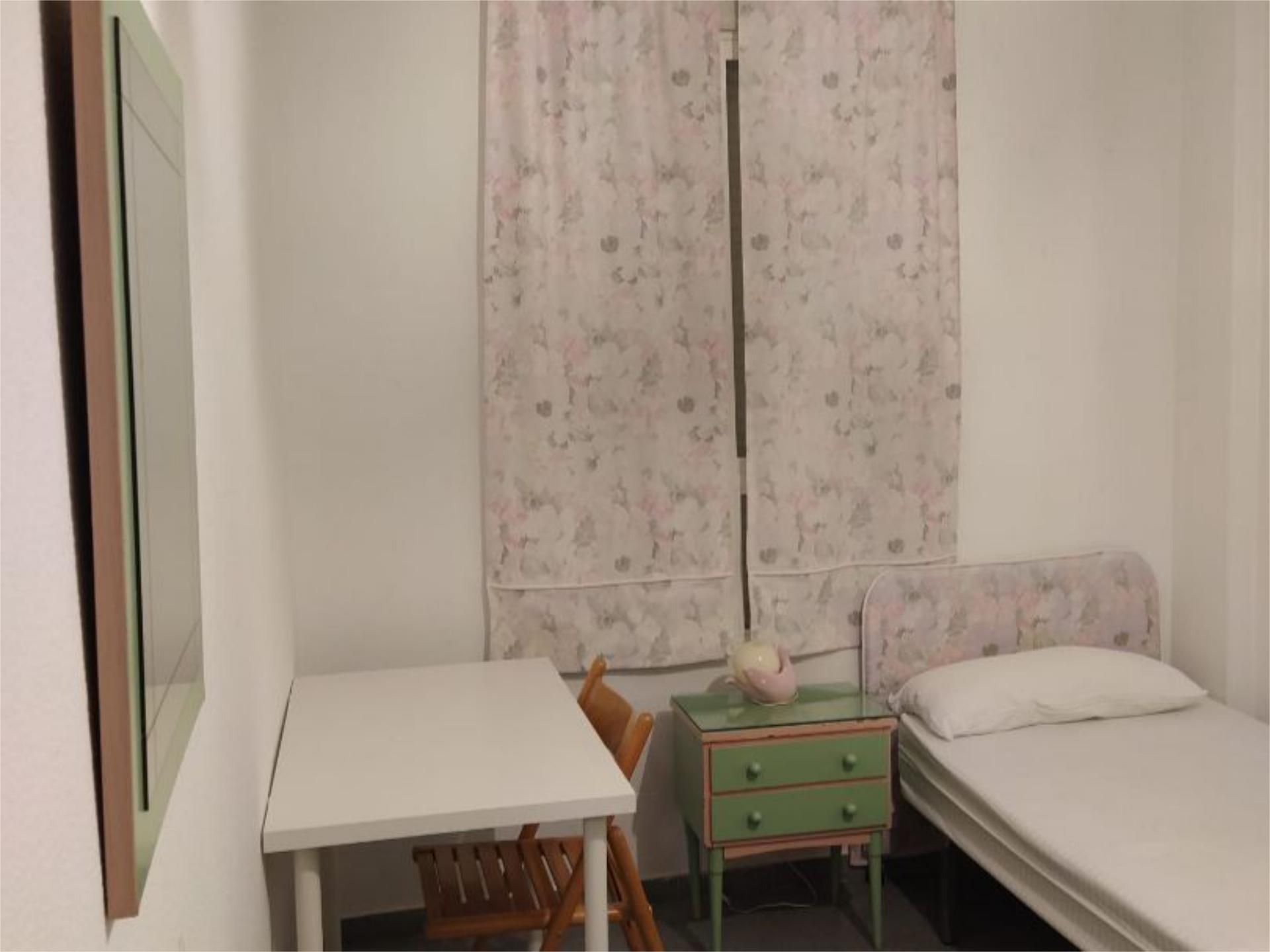 Piso en  Calle Sierra de Gata 7 - Foto 5