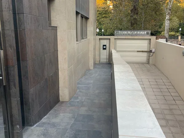 Piso en paseo de los Basilios, 6