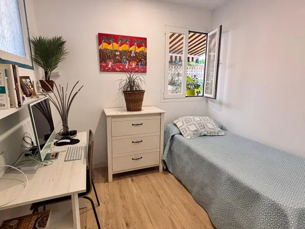 Piso en calle de Suècia, 4 a - Foto 4