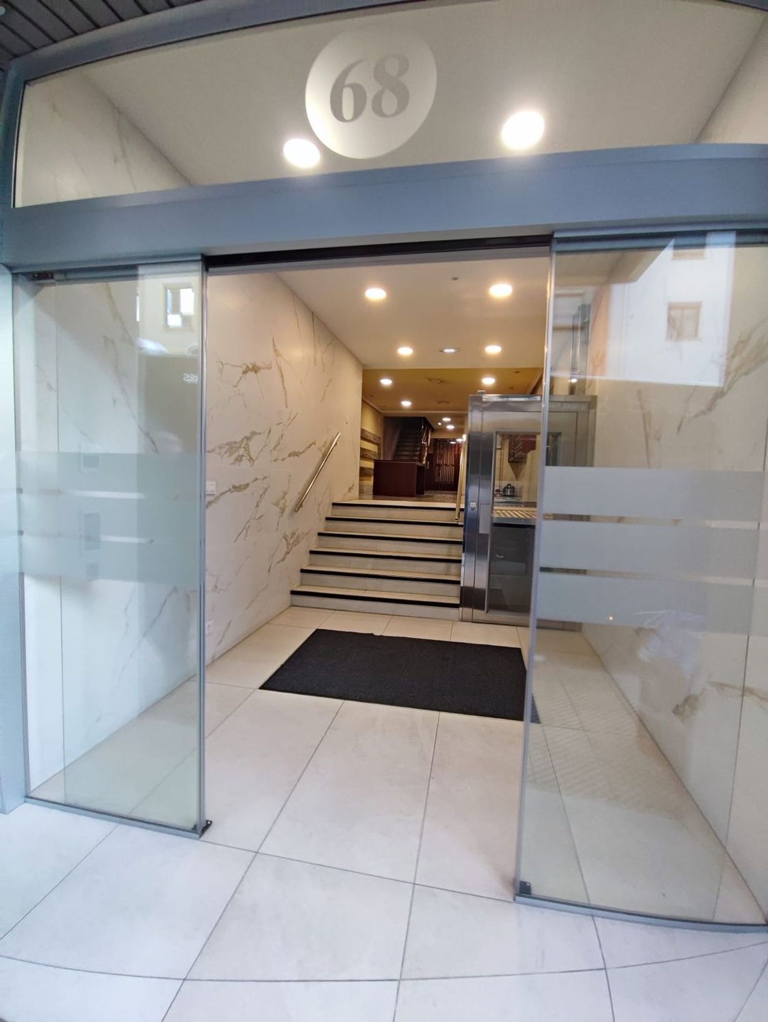 Piso en Calle Fuertes Acevedo, 68, Buenavista - Foto 2