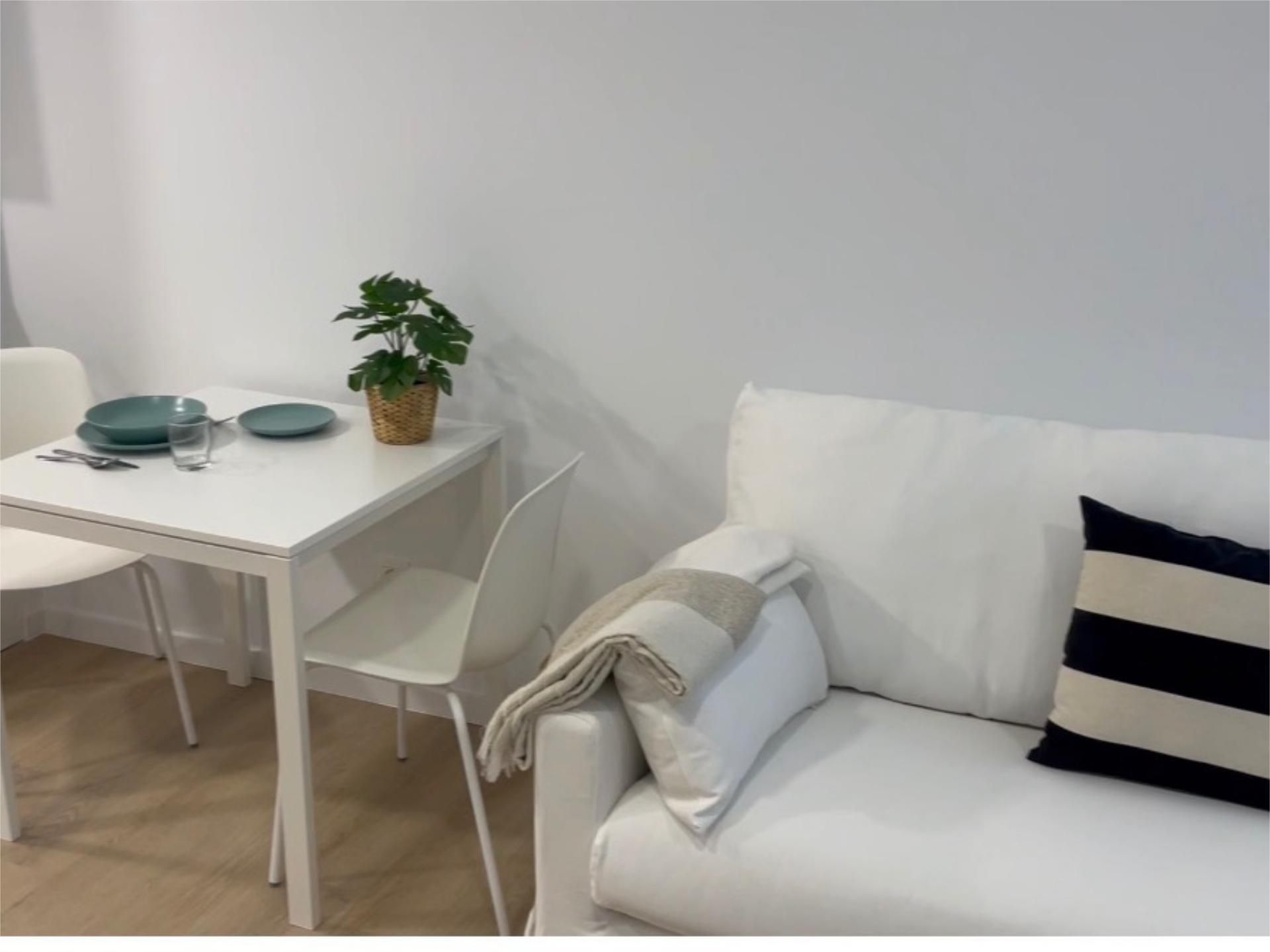 Piso en  Calle Doctor Alfonso Chiscano Díaz 24 - Foto 7