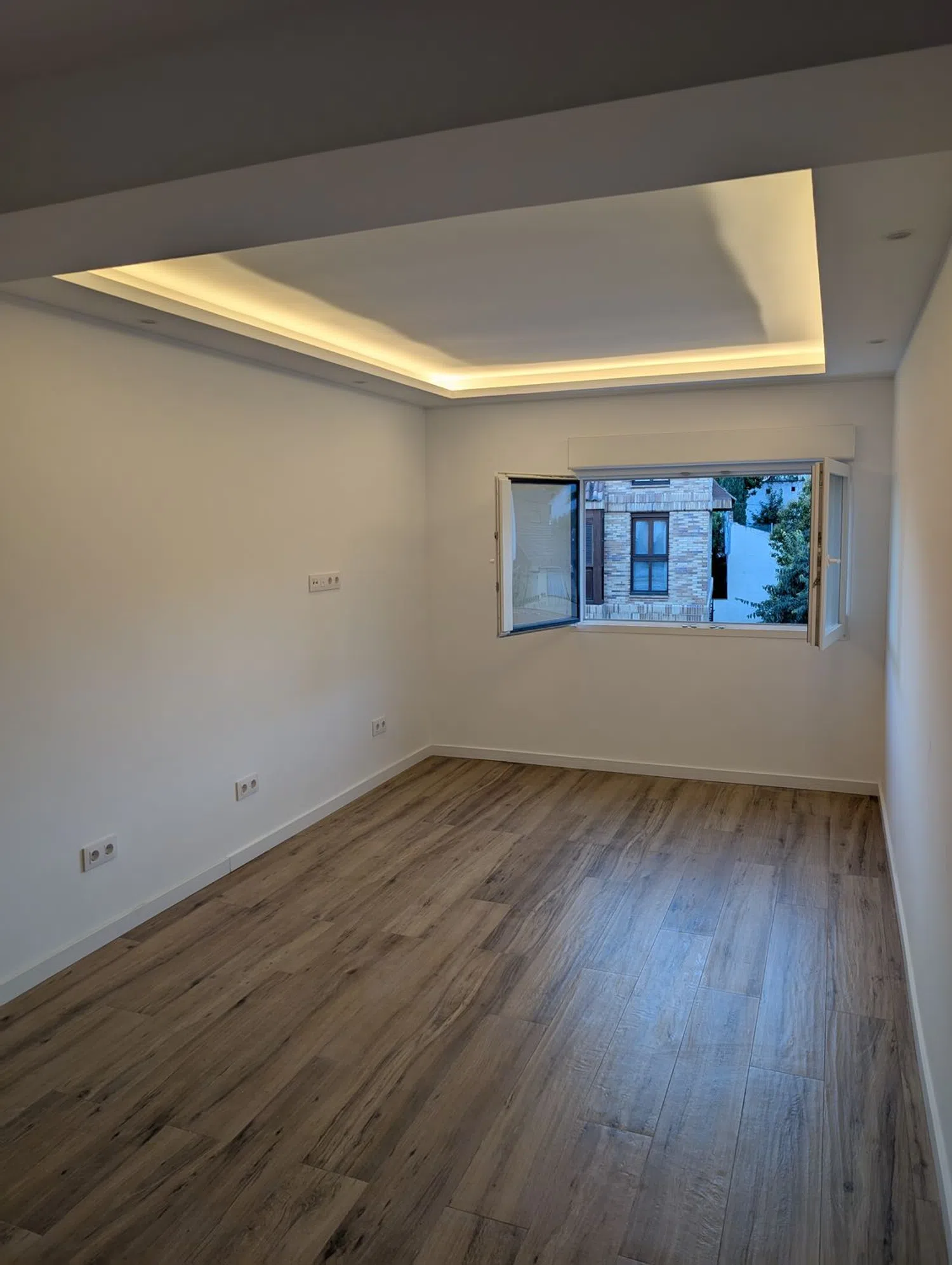 Piso en calle de las Islas Aleutianas, 18 - Foto 1