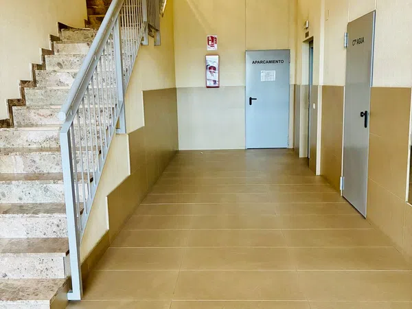 Piso en avenida María Zambrano, 1 - Foto 17