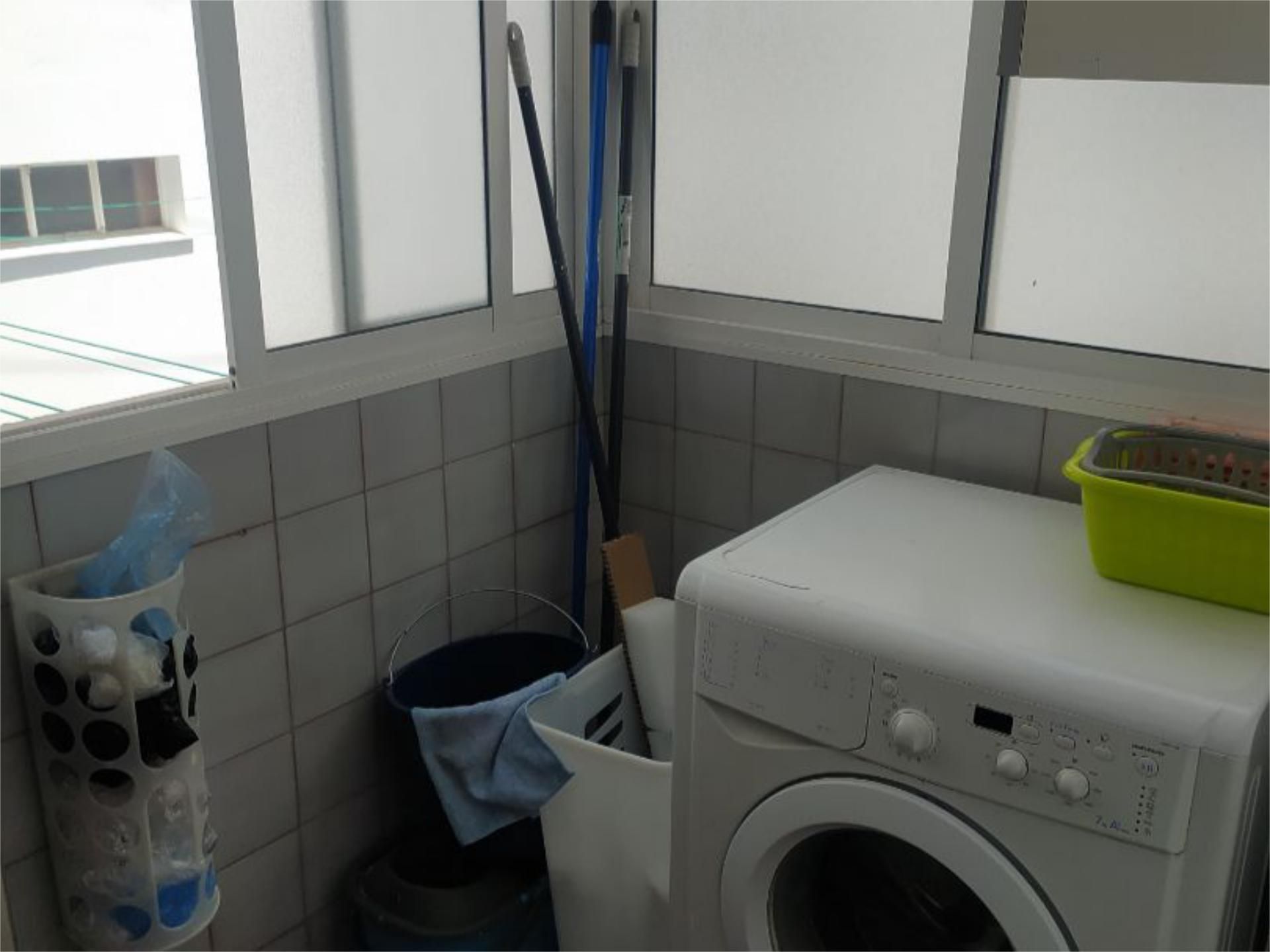 Piso en  Avenida de la Reina Mercedes 19 - Foto 8