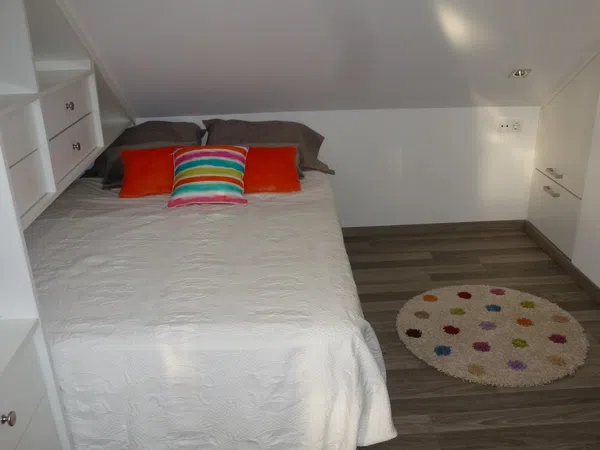 Estudio en calle Macarena, 36