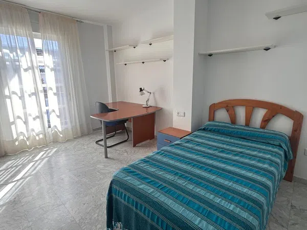 Chalet adosado en Urb. el capricho Barrio Alcolea - Foto 16