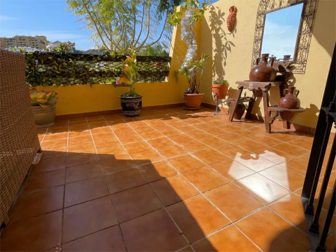 Piso en  Calle Alcaucín 1 - Foto 3