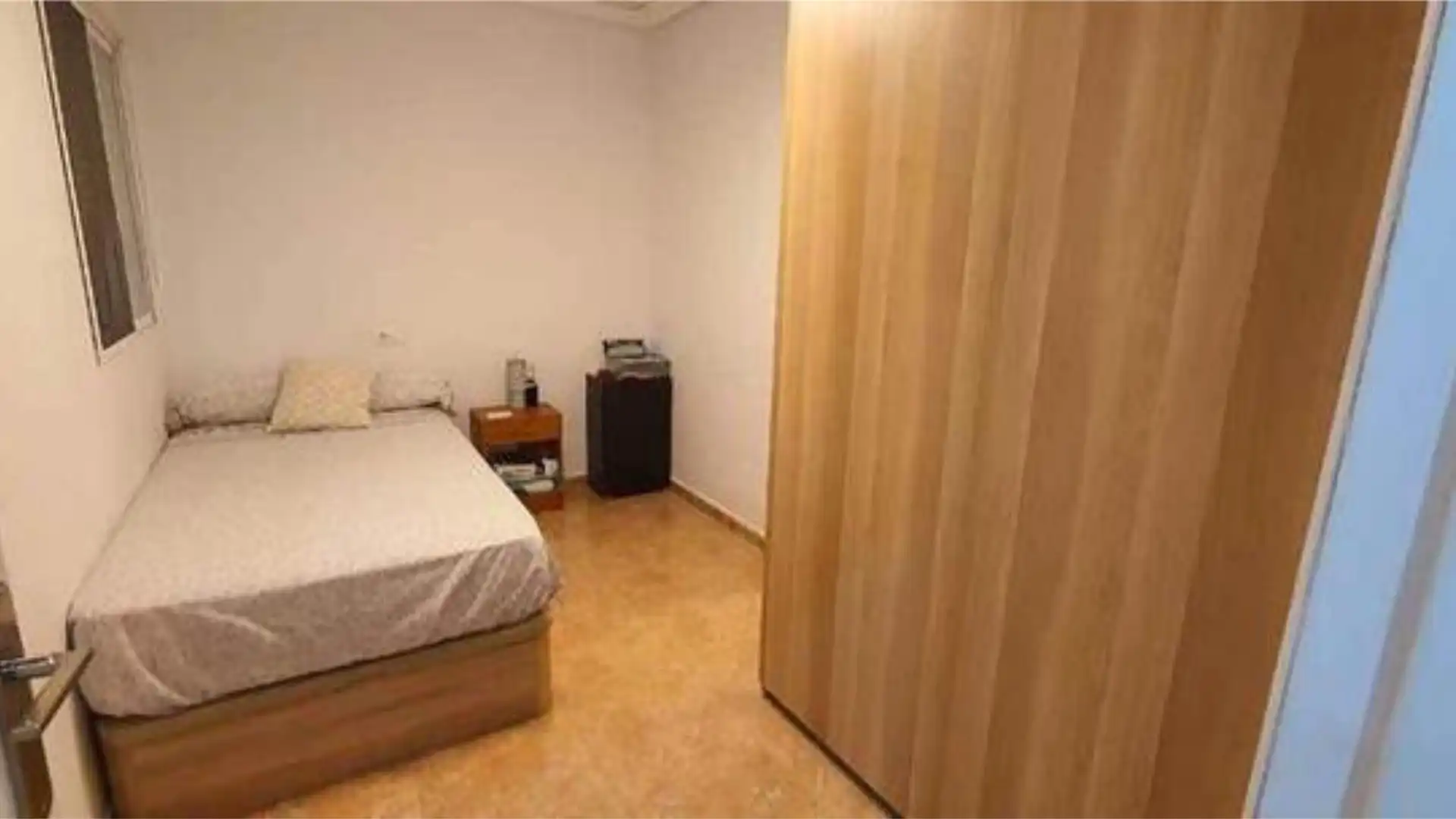 Piso en barrio - Foto 7